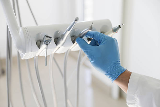 Professional Tooth Extraction technician working in Marvell, AR